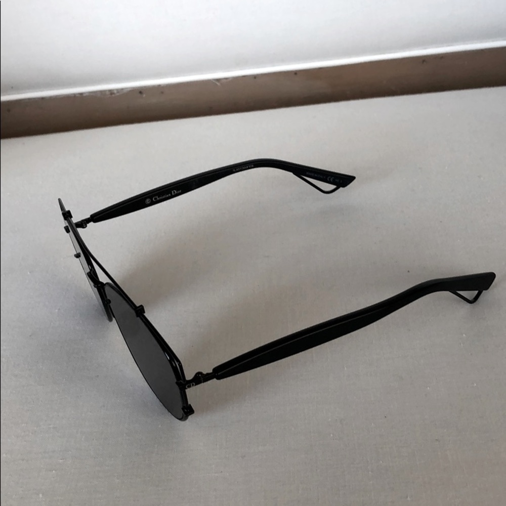 Christian Dior Aviator Sunglasses Black - Picture 4 of 11